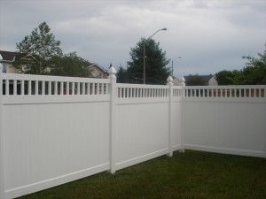 Vinyl PVC fence install Ottawa