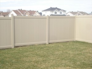 Vinyl PVC fence install Ottawa